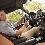 Redakteur Marcel Sommer im neuen Mercedes Benz G 350 d.