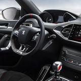 Das Cockpit des neuen Peugeot 308 GTi.
