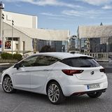 Opel Astra 1.4 Turbo - das design kann sich auch von hinten sehen lassen