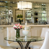 Auch über eine gemütliche Bar verfügt die Villa