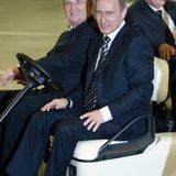 Martin Winterkorn zusammen mit Rußlands Präsidenten Wladimir Putin