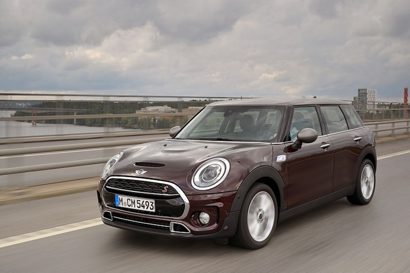 Mit dem Mini Clubman Cooper S lässt es sich auch entspannt reisen