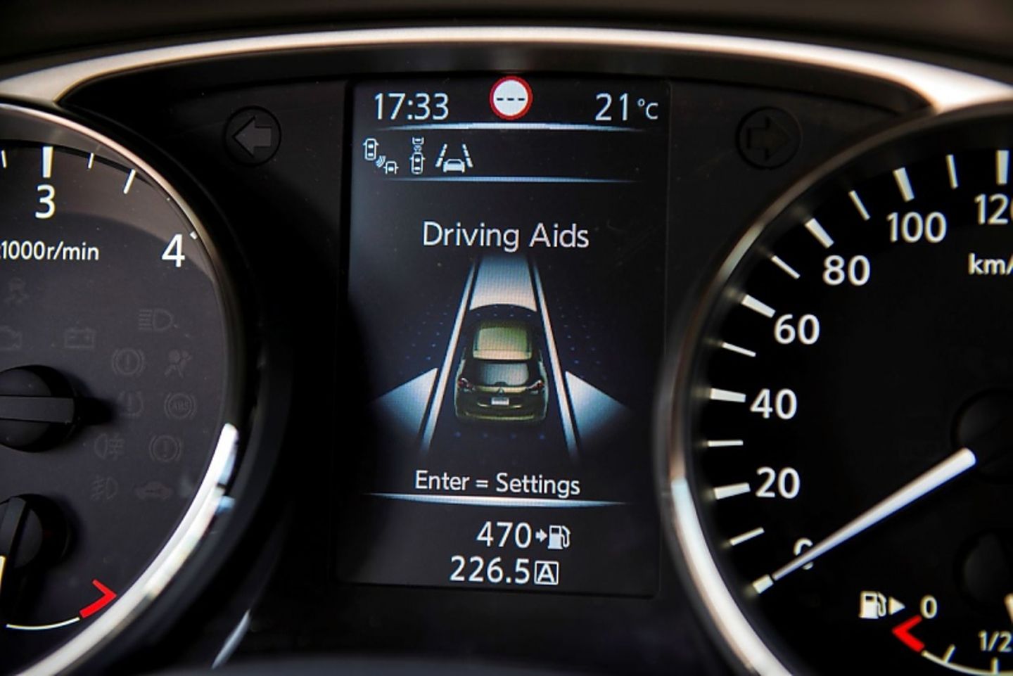 Der Nissan X Trail 1.6 DIG-T hat auch einige Assistenzsysteme