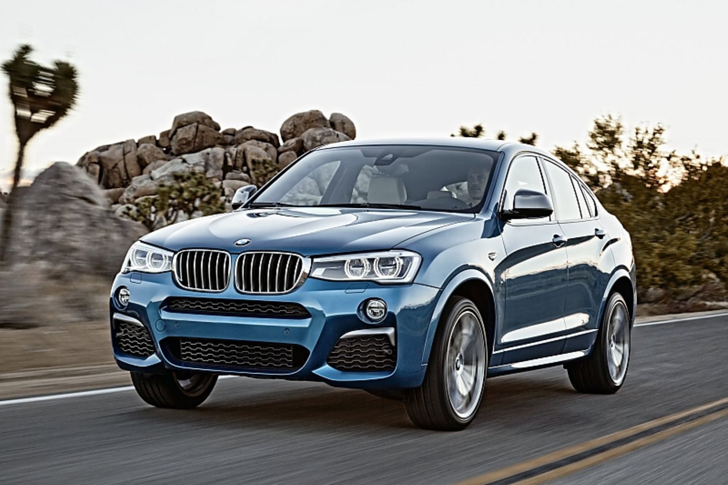 Handyhalterung Auto für BMW X4 günstig bestellen