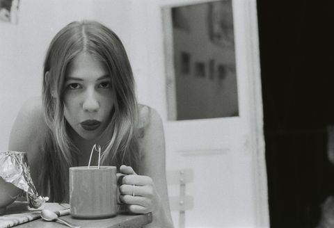 Venus in Jeans von Kali Sixx: WG-Nachmittag in den schwülen 70er Jahren