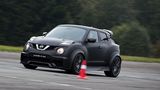 Der Nissan Juke-R 2.0 hat Allradantrieb