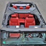 aber echte Cabriofeeling kommt nicht auf.