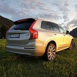 Die Heckleuchten sind typisch Volvo