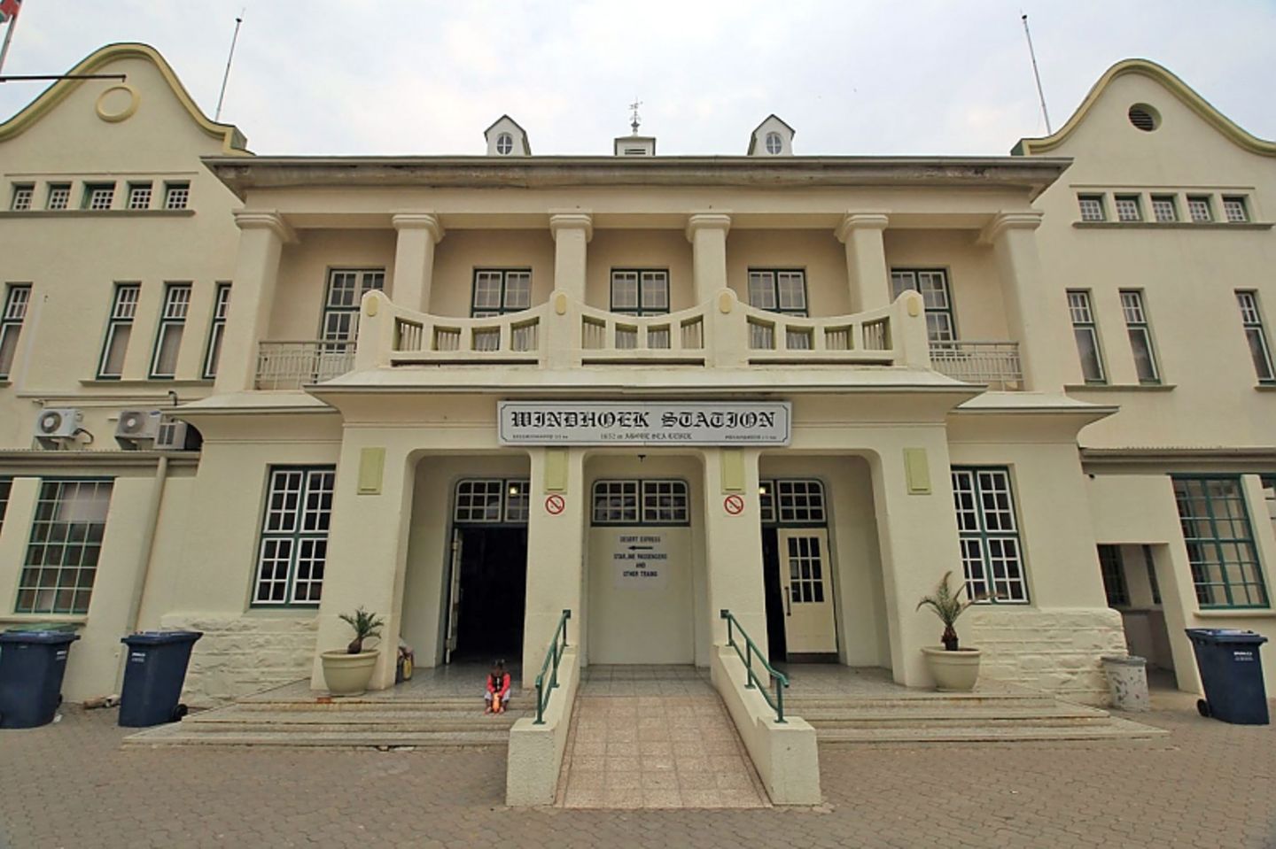 Der Bahnhof von Windhoek liegt 1.652 Meter über dem Meeresspiegel.