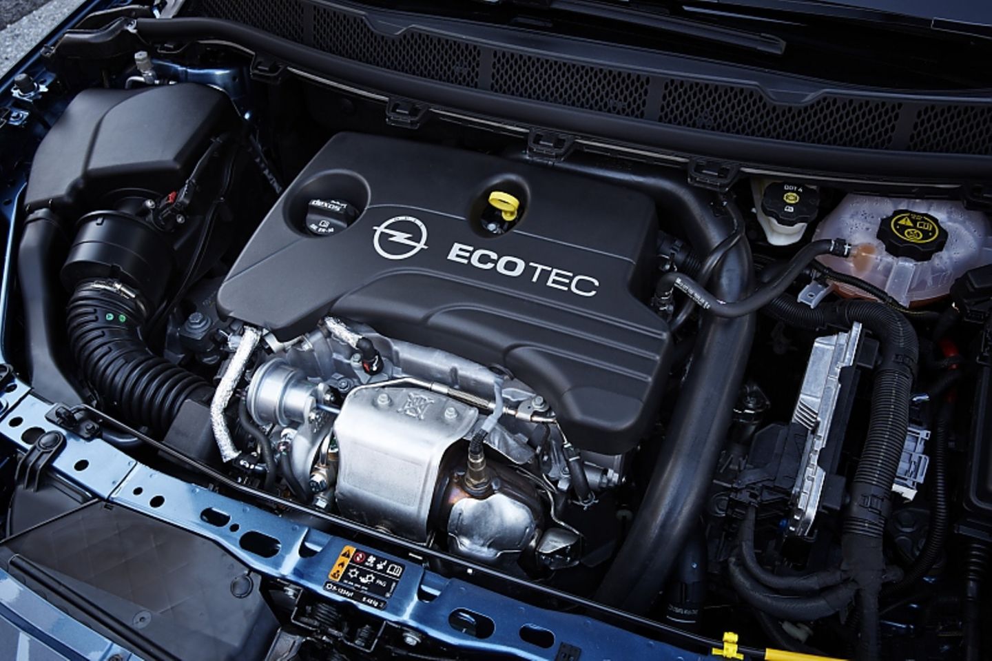 Opel Astra 1.0 - der Dreizylinder leistet 77 kW / 105 PS und 170 nm