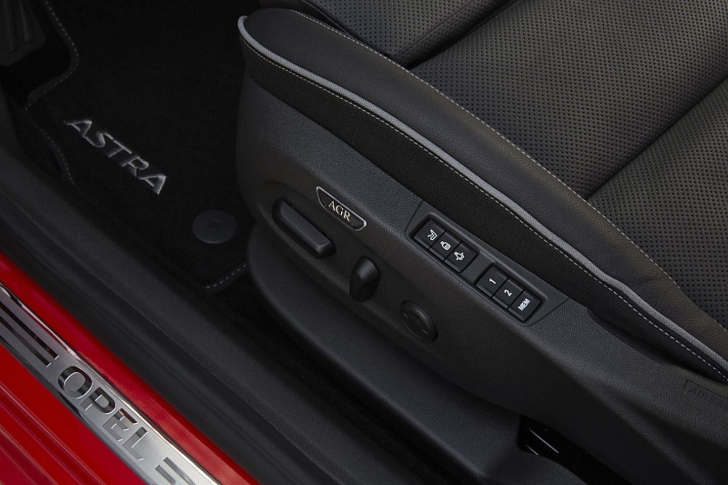 Opel Astra - auf Wunsch mit Komfortsitz