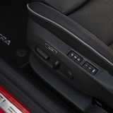 Opel Astra - auf Wunsch mit Komfortsitz