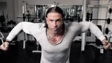 Tim Wiese, deutscher Fußballtorhüter, tainiert am 06.10.2014 in einem Fitnessstudio in Lilienthal bei Bremen