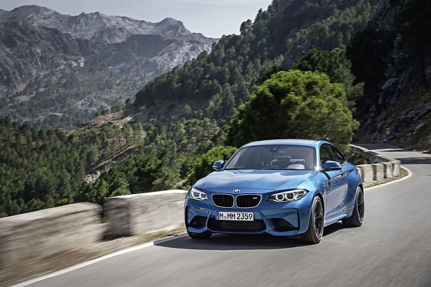 BMW M2 - Dampf in allen Lebenslagen