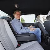 Hinten ist auch für Großgewachsene ausreichend Platz.