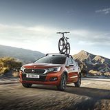 Auch Fahrräder nimmt der DS4 Crossback BlueHDI 180 huckepack