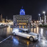 Das britische Bestattungsunternehmen A. W. Lymn mit seiner Rolls Royce Flotte