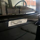 Das britische Bestattungsunternehmen A. W. Lymn mit seiner Rolls Royce Flotte