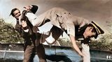 Sean Connery ist der beliebteste Bond-Darsteller aller Zeiten. Für den Film "Sag niemals nie" (1983) nahm er sogar extra Martial-Arts-Training. Dabei soll er seinen Trainer so verärgert haben, dass dieser ihm das Handgelenk brach. Bei seinem Lehrer handelt es sich um keinen Unbekannten: Es war Steven Seagal.