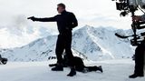 Alle Bond-Darsteller sind zwischen 1,85 und 1,87 Meter groß. Nur einer tanzt aus der Reihe: Daniel Craig ist mit 1,78 Meter deutlich kleiner als seine Vorgänger.