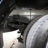 Holzbalke und Blattfedern am Hinterrad der GAZelle Next