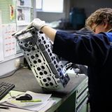 Motorenproduktion bei GAZ in Jaroslawl