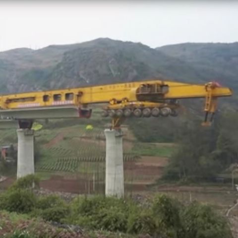 Maschine der Superlative: Wie eine Riesenbrücke entsteht