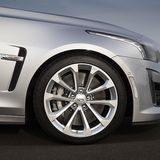 Der Cadillac CTS-V rollt auf speziellen Michelin-Pneus