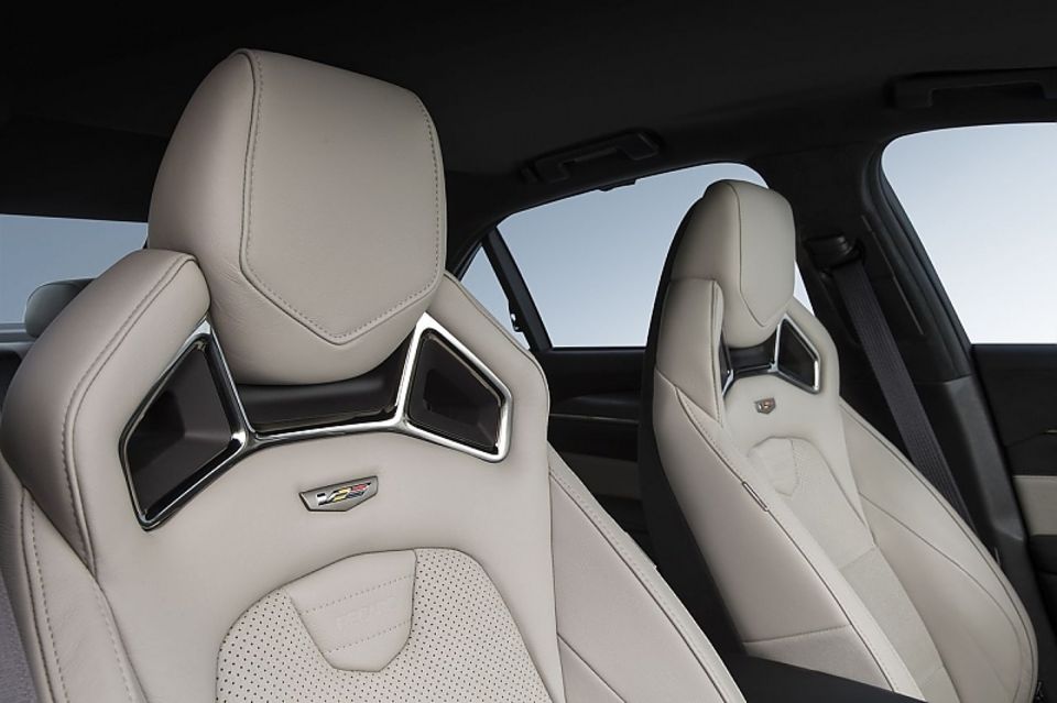 Nützliches Extra: Recaro-Sitze Nützliches Extra: Recaro-Sitze