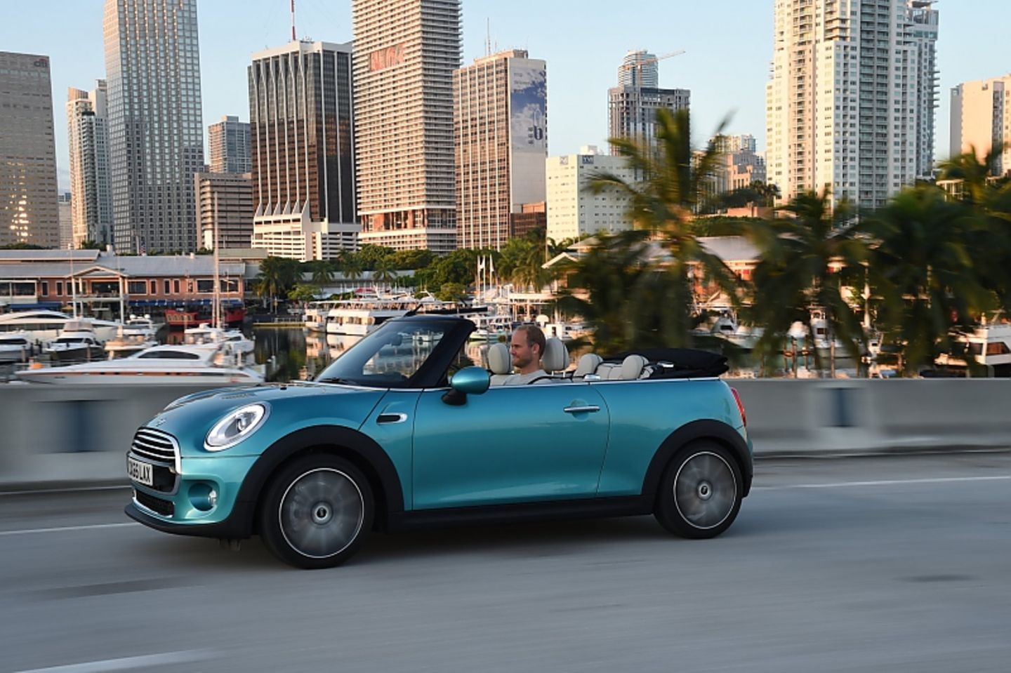 Mini Cabrio 2016