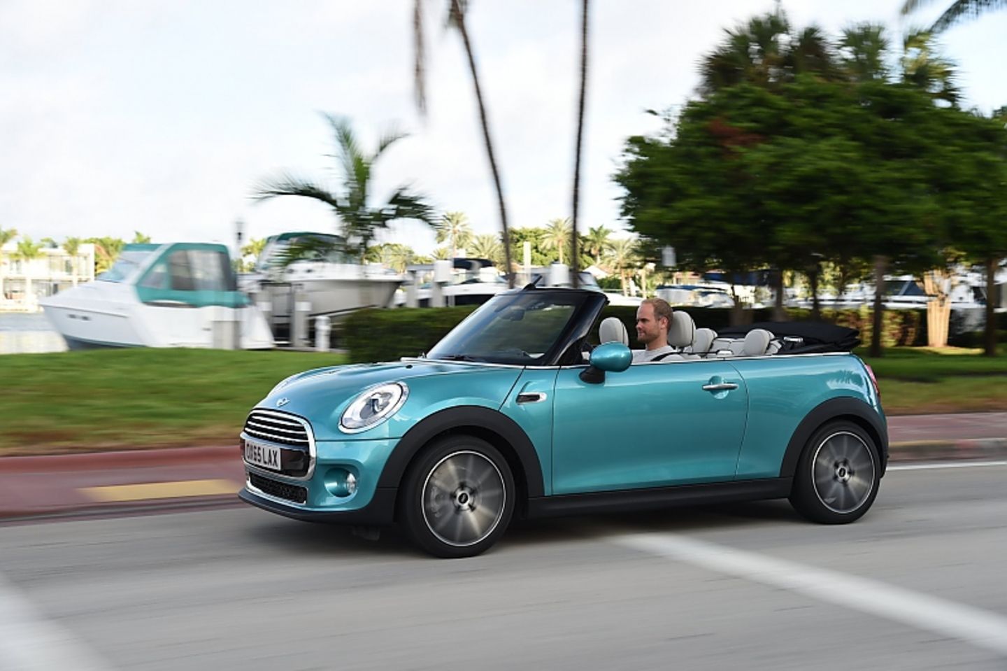 Mini Cabrio 2016