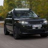 Auch ein Range Rover Sport SVR spielt im neuesten Bond-Film mit