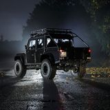 Zehn modifizierte Defender wurden im Film verwendet