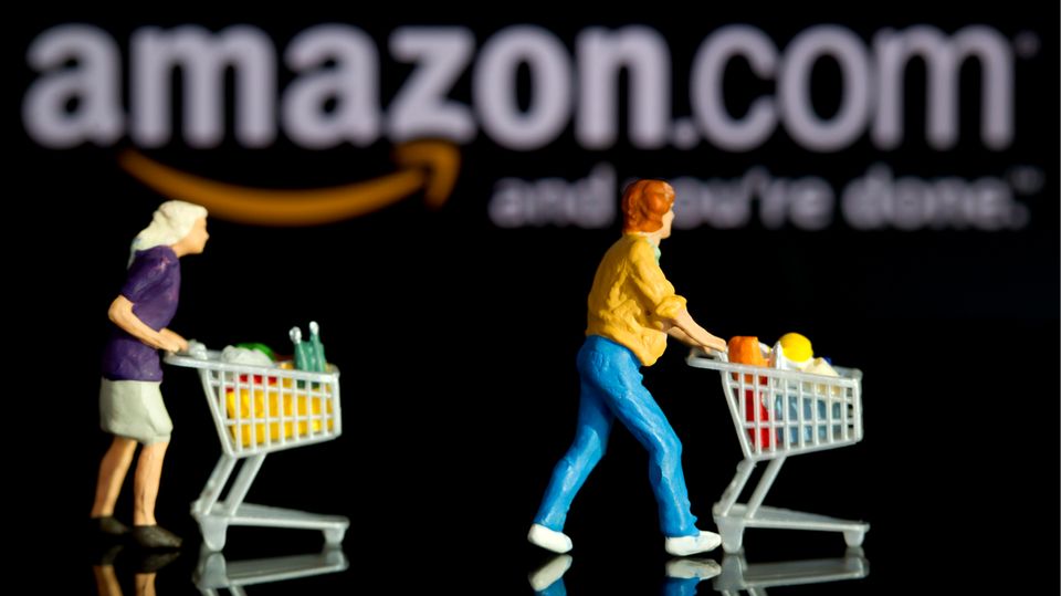 Händler wie Amazon nutzen das Dynamic Pricing, um höhere Preise  für Waren punktgenau zu verlangen. 