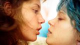 Möglicherweise war es diese Rolle, die Léa Seydoux als Bond-Girl ins Gespräch gebracht hat: Zusammen mit Adele Exarchopoulos spielte sie 2013 in dem erotischen Filmdrama "Blau ist eine warme Farbe" - und lieferte einige explizite Sexszenen ab. Zuvor hat die Schauspielerin auch in internationalen Großproduktionen auf sich aufmerksam gemacht, etwa in Quentin Tarantinos "Inglourious Basterds" (2009) oder in "Mission: Impossible - Phantom Protokoll" (2011).