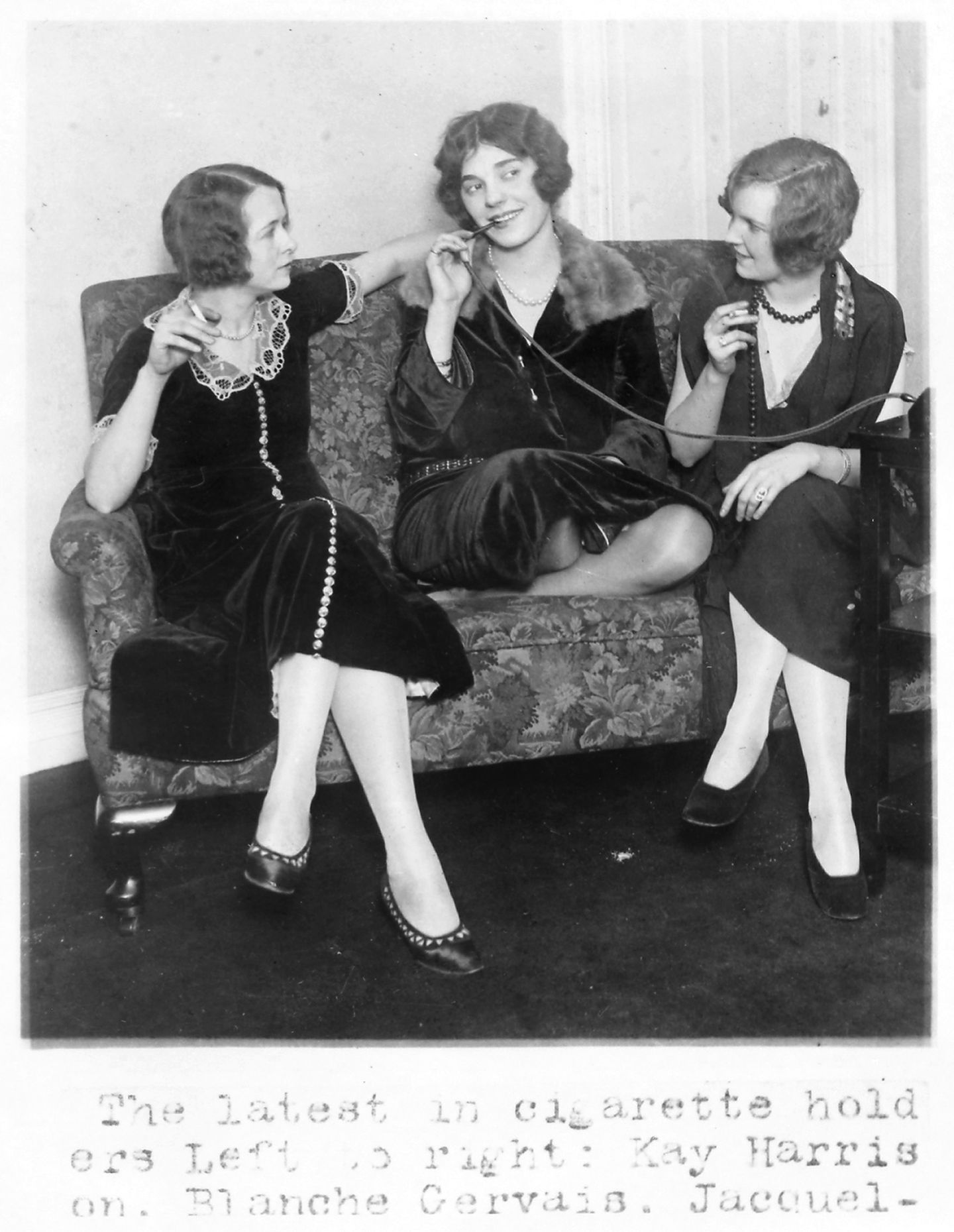 In Mode kamen sie zu Beginn des 20. Jahrhunderts. Es waren Charleston-Tänzerinnen, die diesen Stängel populär machten.