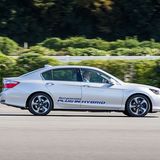 Der FCV Clarity ist 4,90 Meter lang