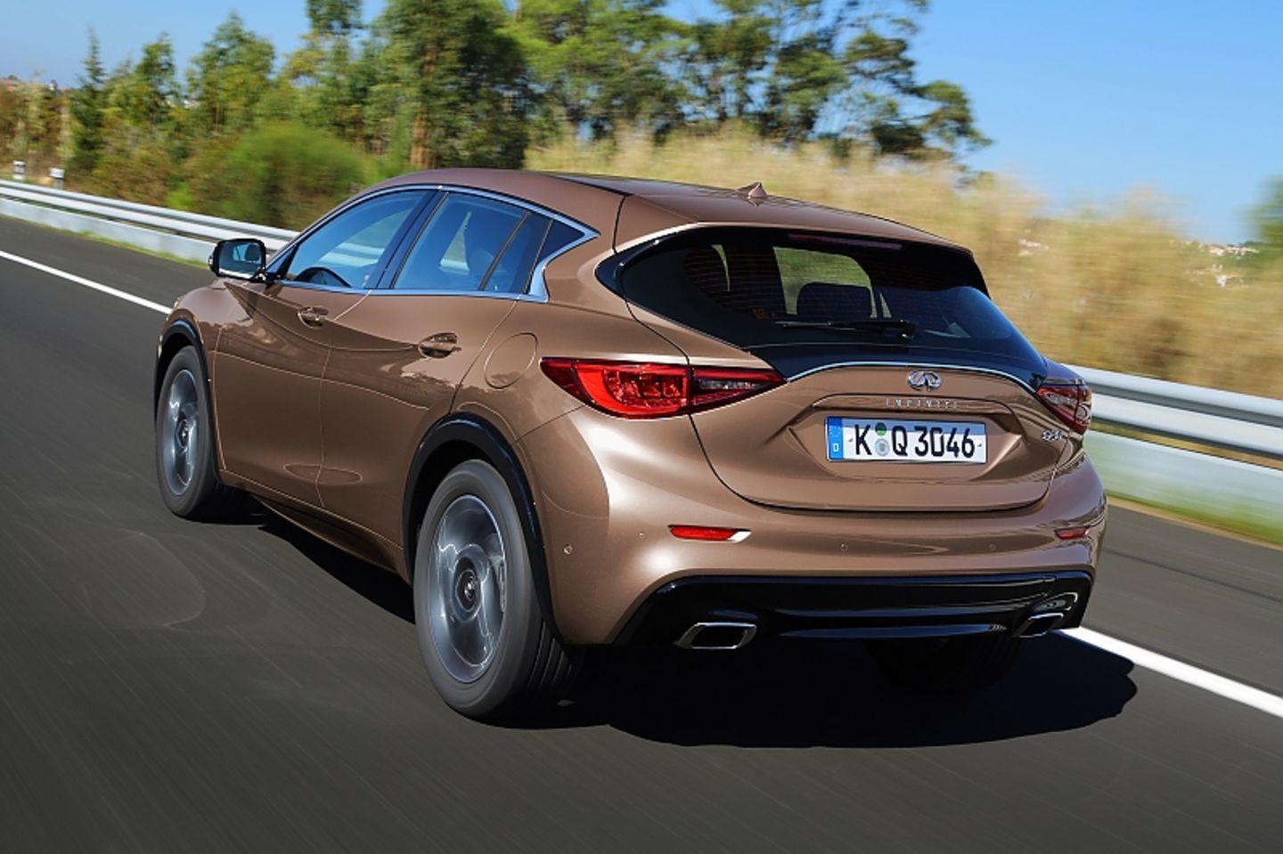 Infiniti Q30
