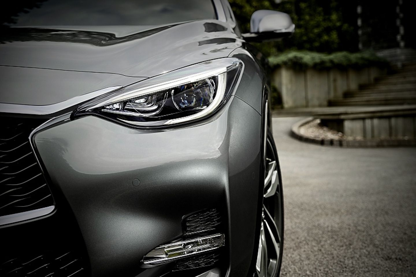 Infiniti Q30