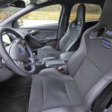 Innen geht es verhältnismäßig komfortabel zu.