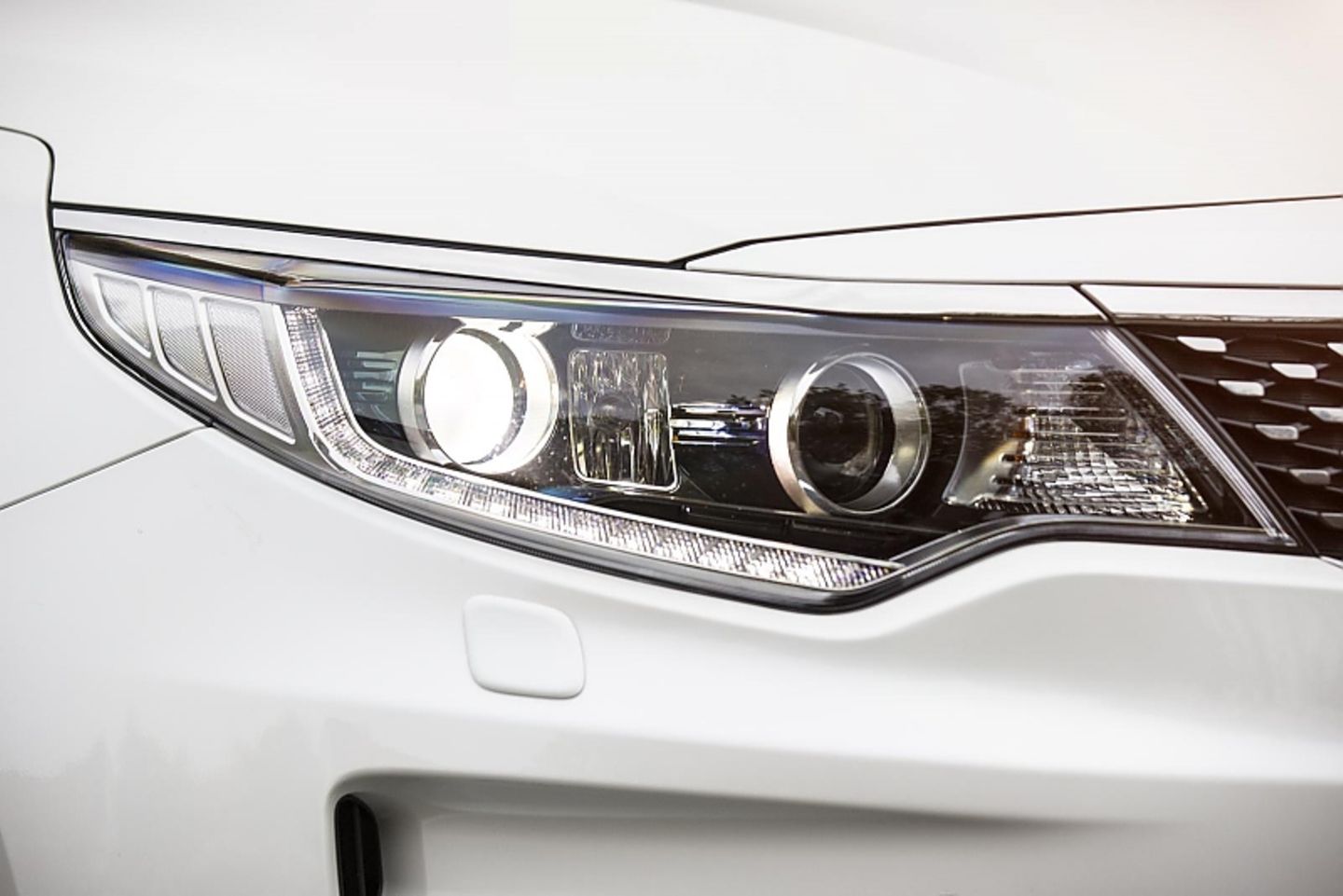 Kia Optima 2016 - mit Xenonlicht