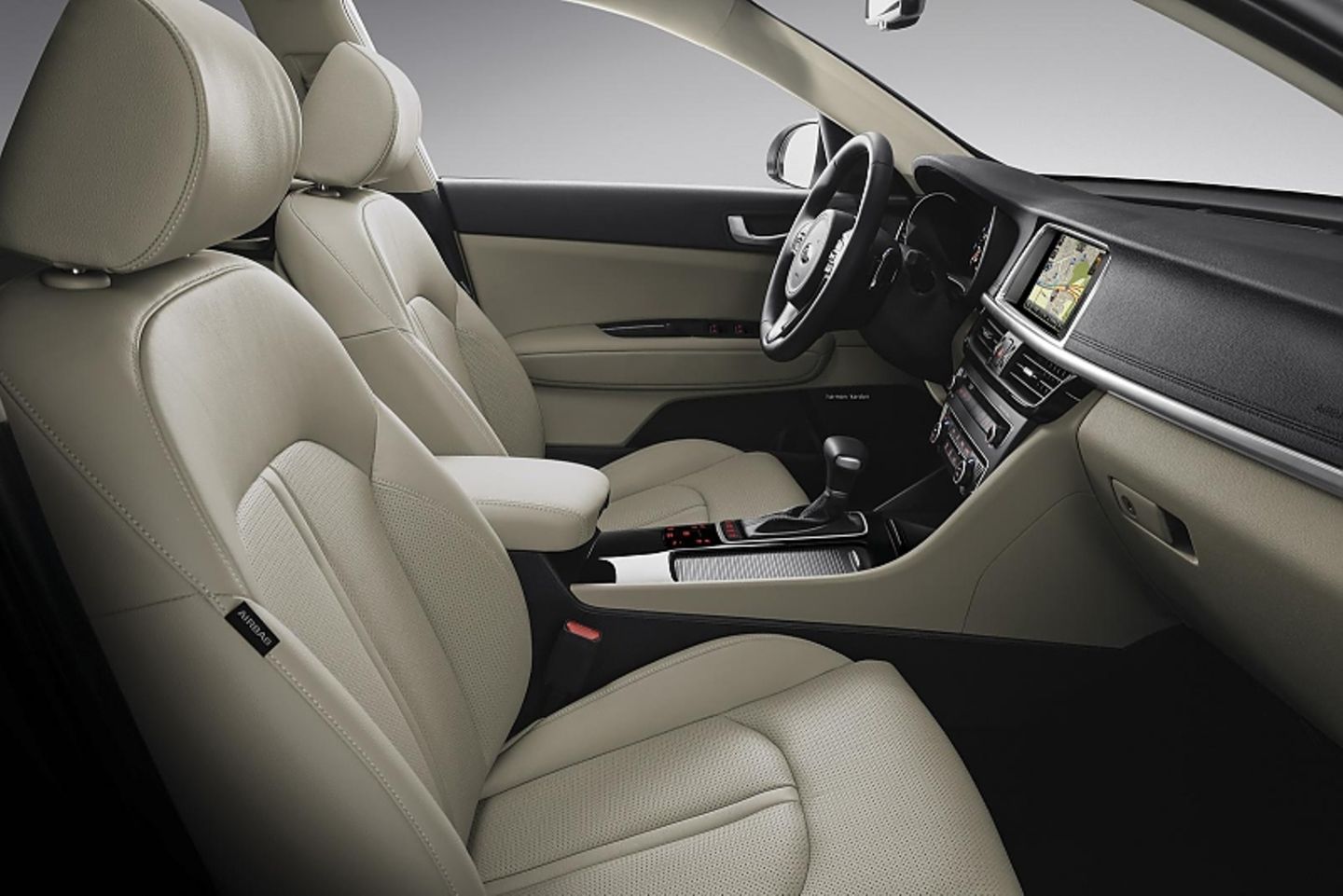 Kia Optima 2016 - viel Platz vorn