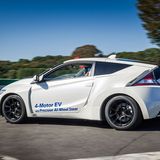 Der kompakte Sportler begeistert mit einem behänden Handling