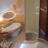 Duschkabine in der First Class