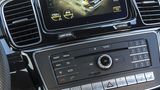 Mercedes GLE 400 4matic - mit aufgesetztem Monitor