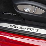 Das GTS-Emblem ist überall im Auto zu finden