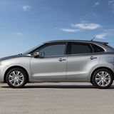 vier Meter lang und...