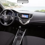 Das Cockpit des Suzuki Baleno.