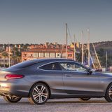 Das Mercedes C 300 Coupé ist 4,69 Meter lang