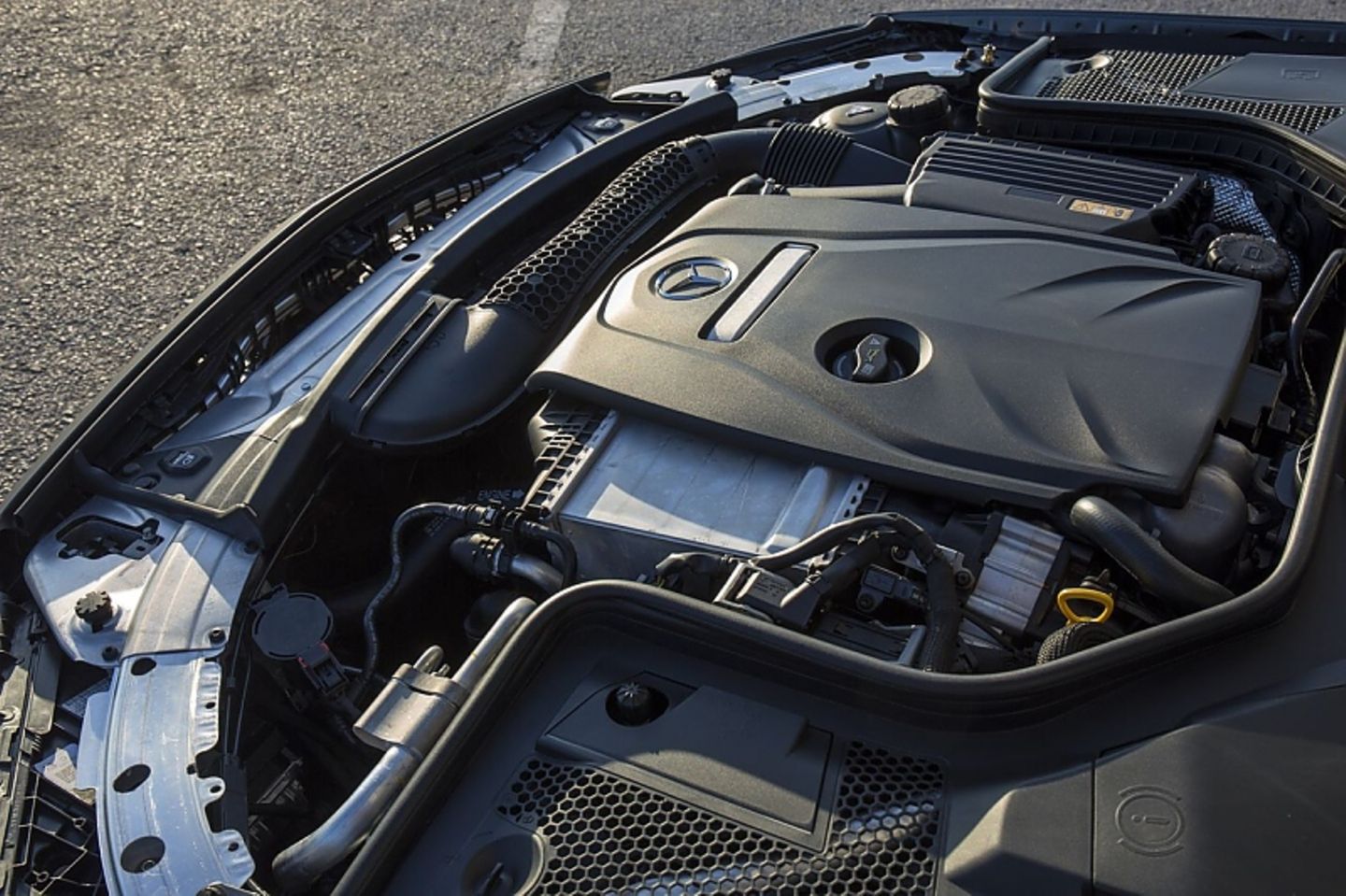 Der Motor leistet 245 PS